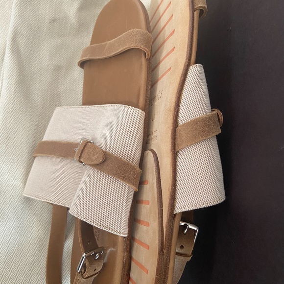 Hermes man strap sandals with 2 dust bags - vintage - new, never worn